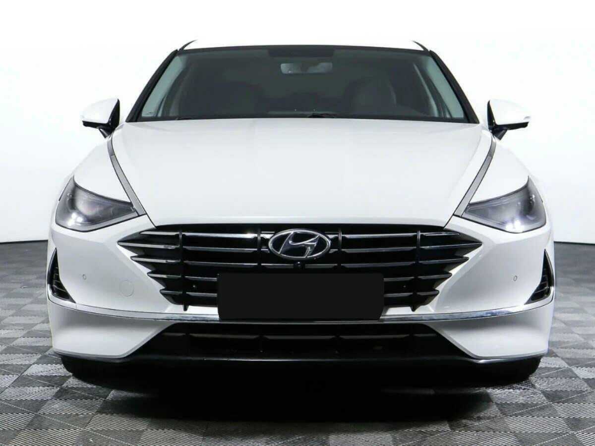Hyundai Sonata 2020 года с пробегом. Фото: #1