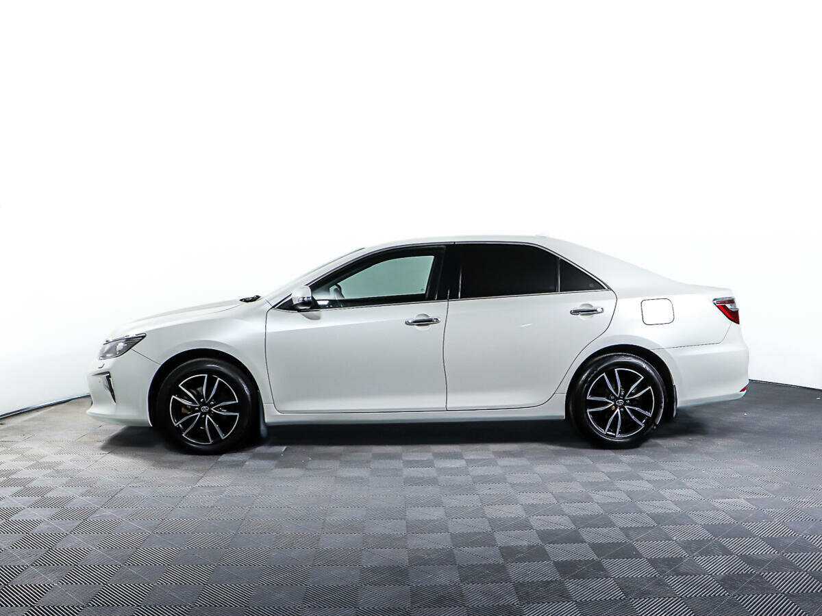 Toyota Camry 2017 года с пробегом. Фото: #7