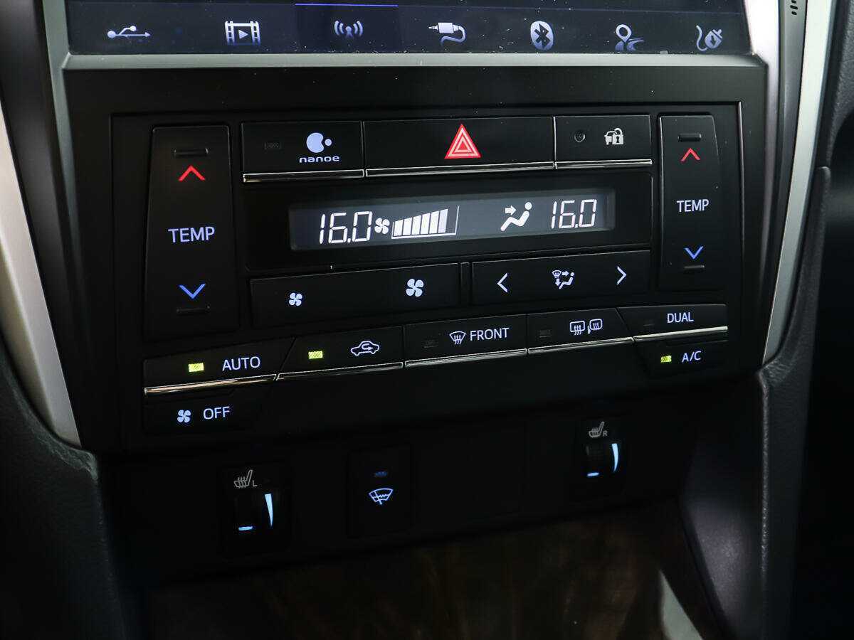Toyota Camry 2017 года с пробегом. Фото: #16