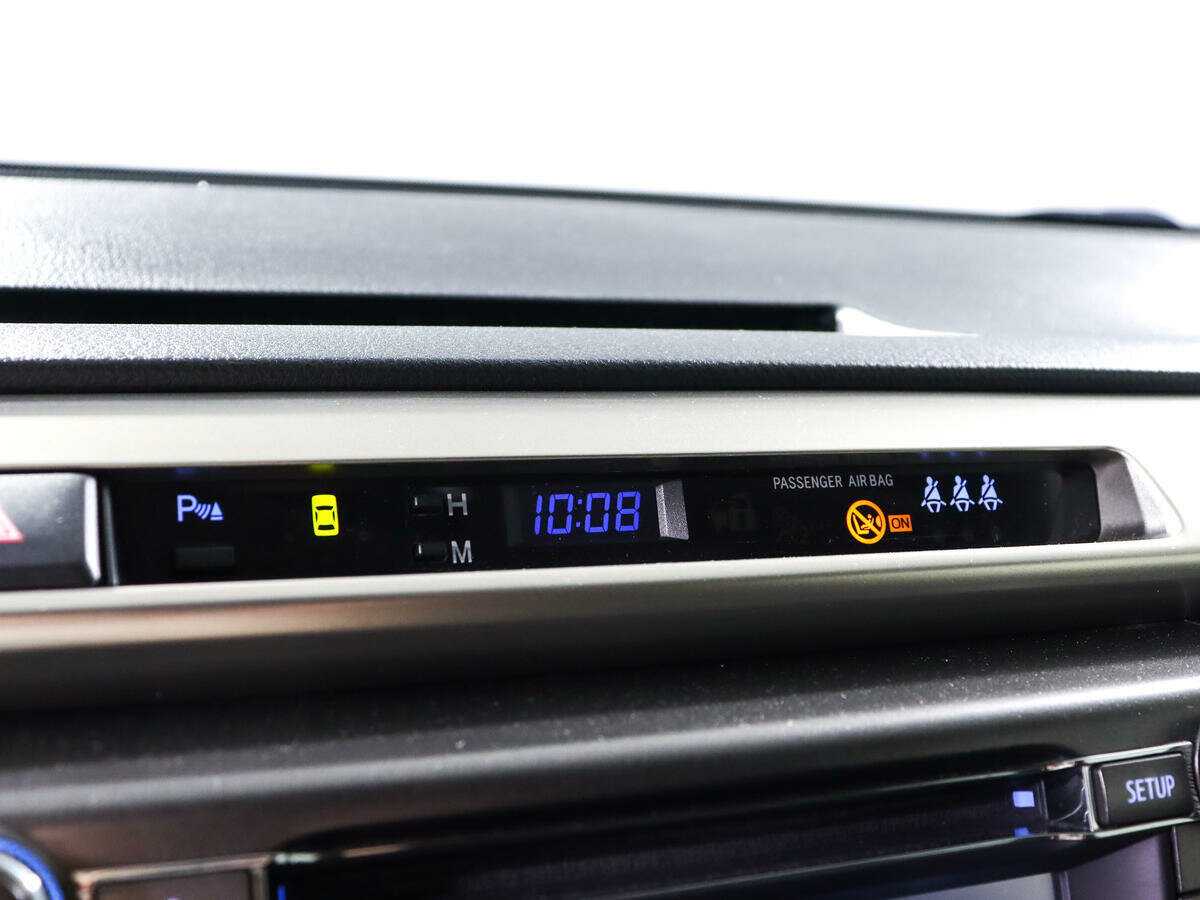 Б/У Тойота Рав4 2014 года. Фото: #16