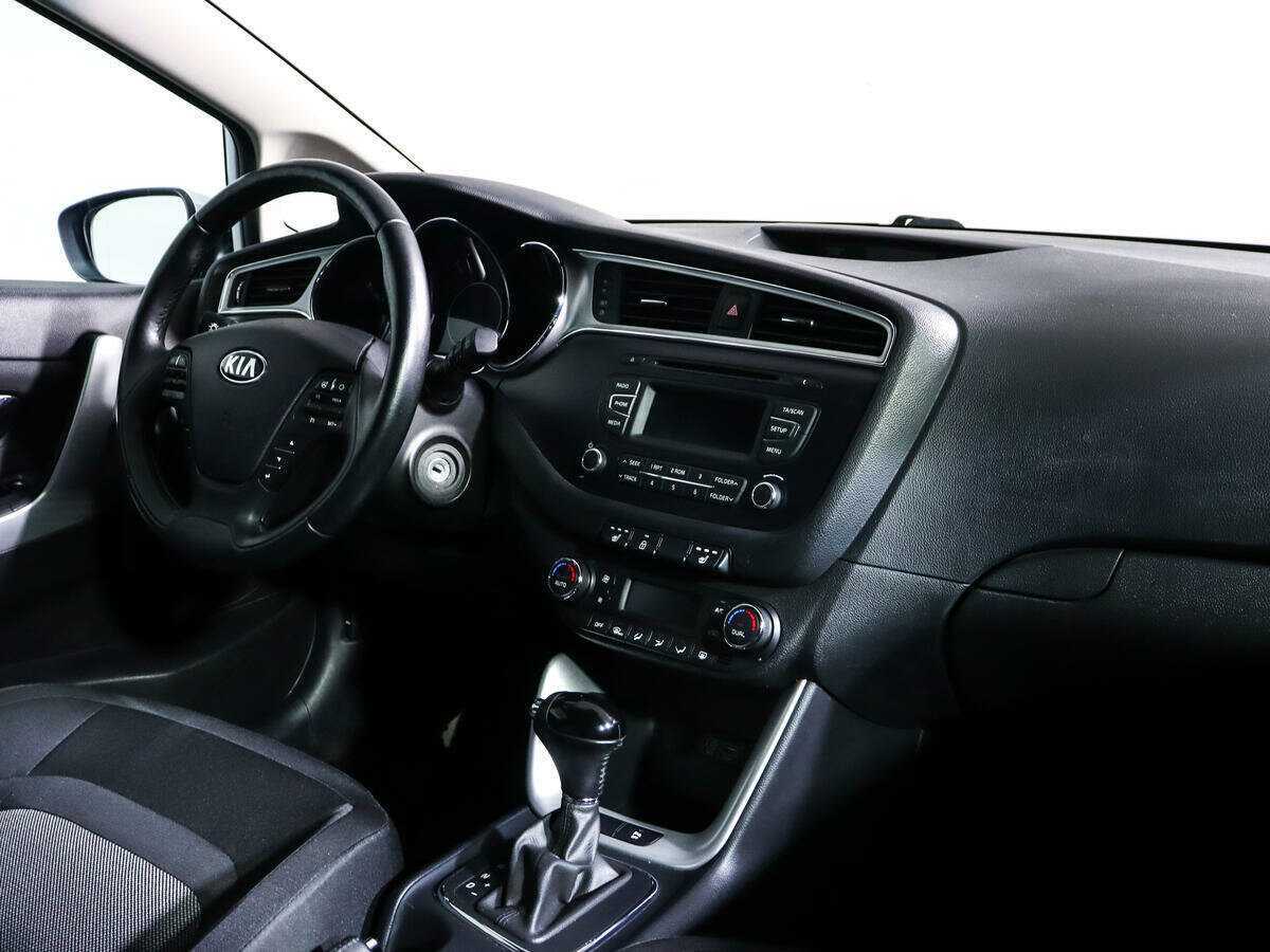 Б/У Киа Сид 2018 года. Фото: #6