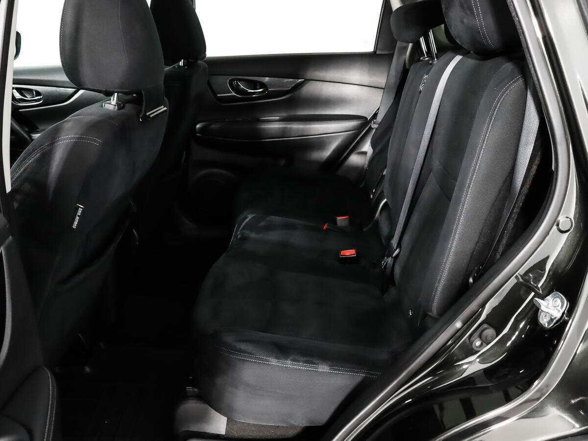 Б/У Ниссан Икс-Трейл 2015 года. Фото: #8