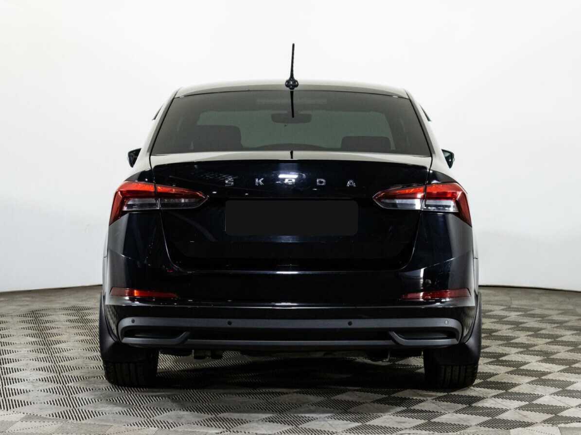 Б/У Шкода Рапид 2021 года. Фото: #4