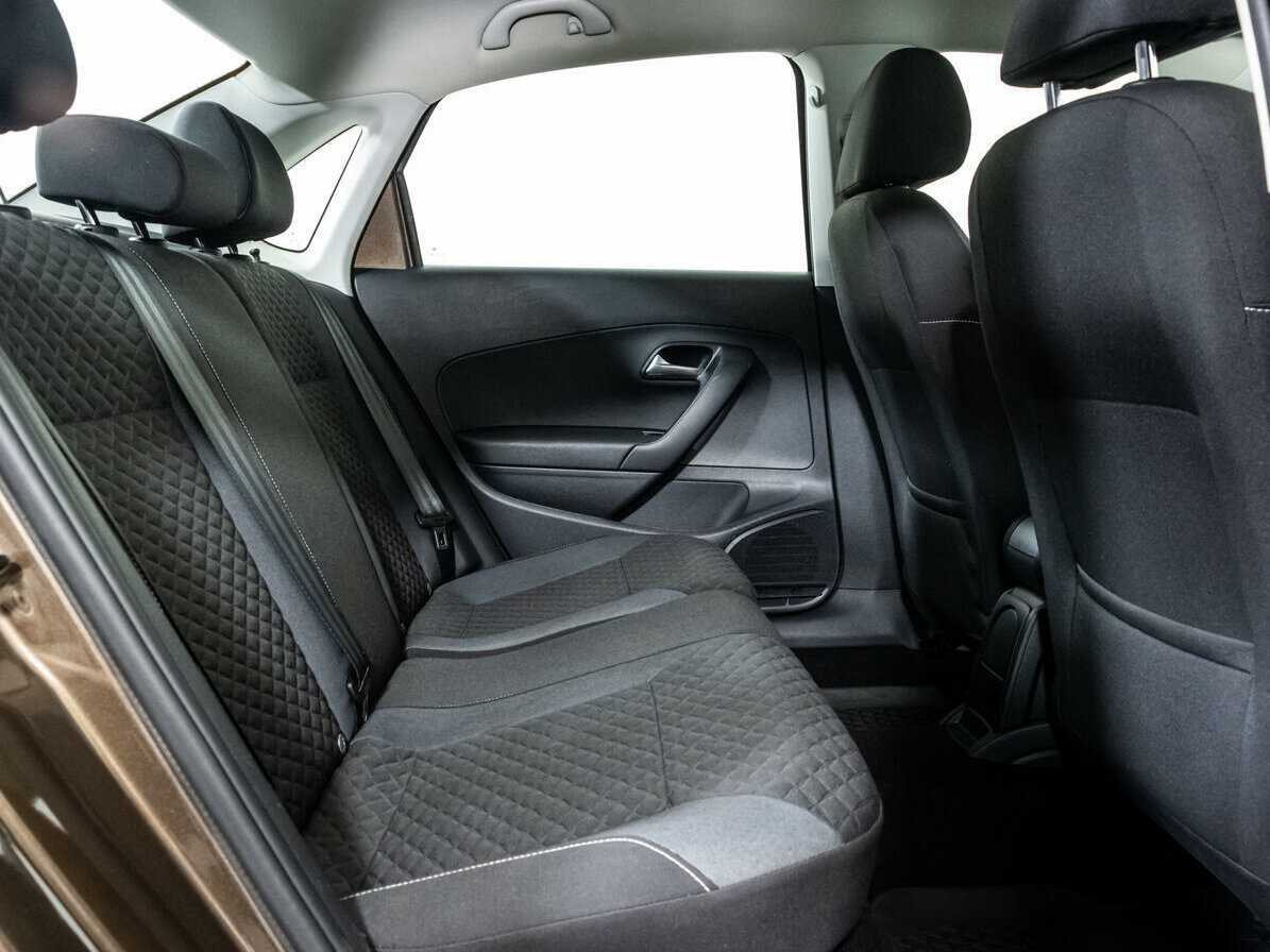 Б/У Фольксваген Поло 2018 года. Фото: #13