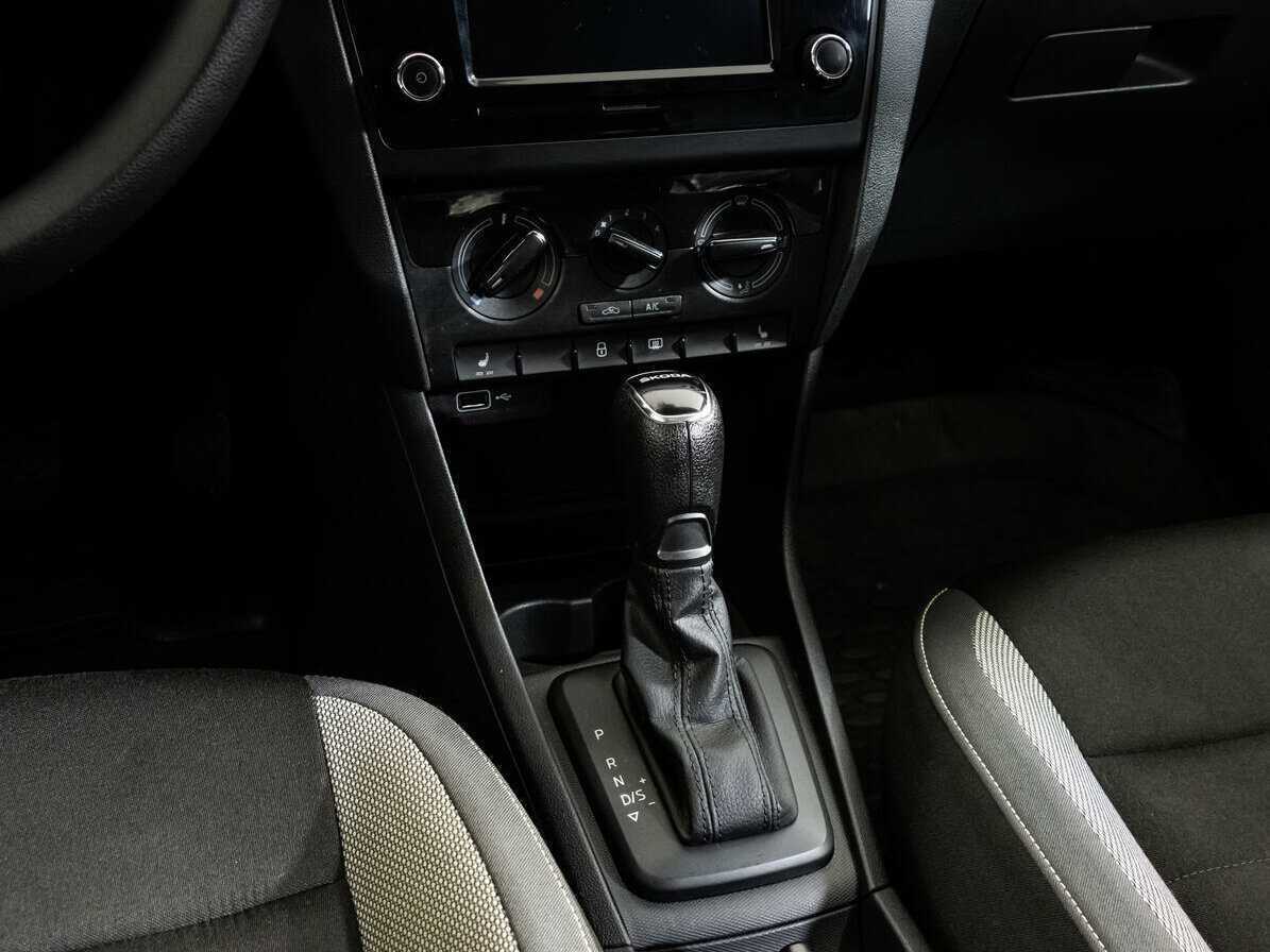 Б/У Шкода Рапид 2019 года. Фото: #7