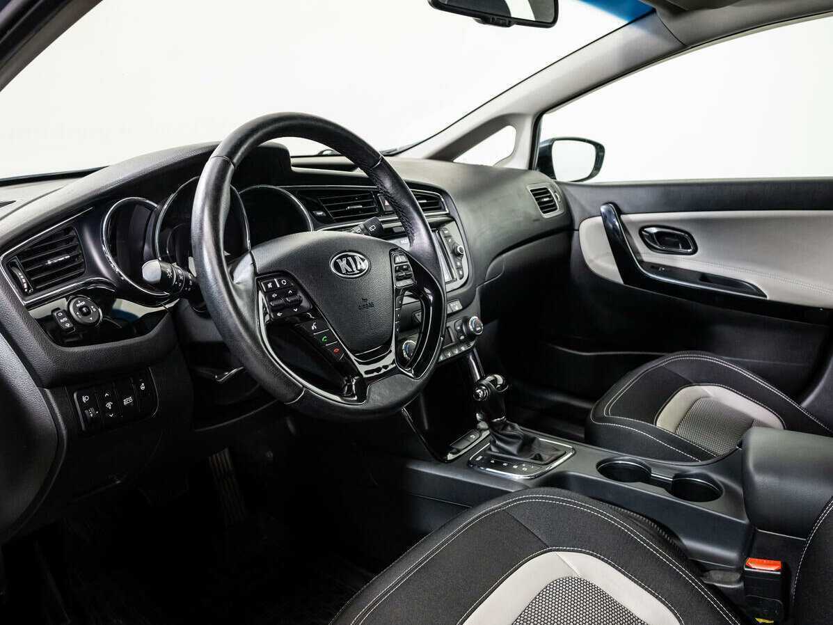 Б/У Киа Сид 2018 года. Фото: #8