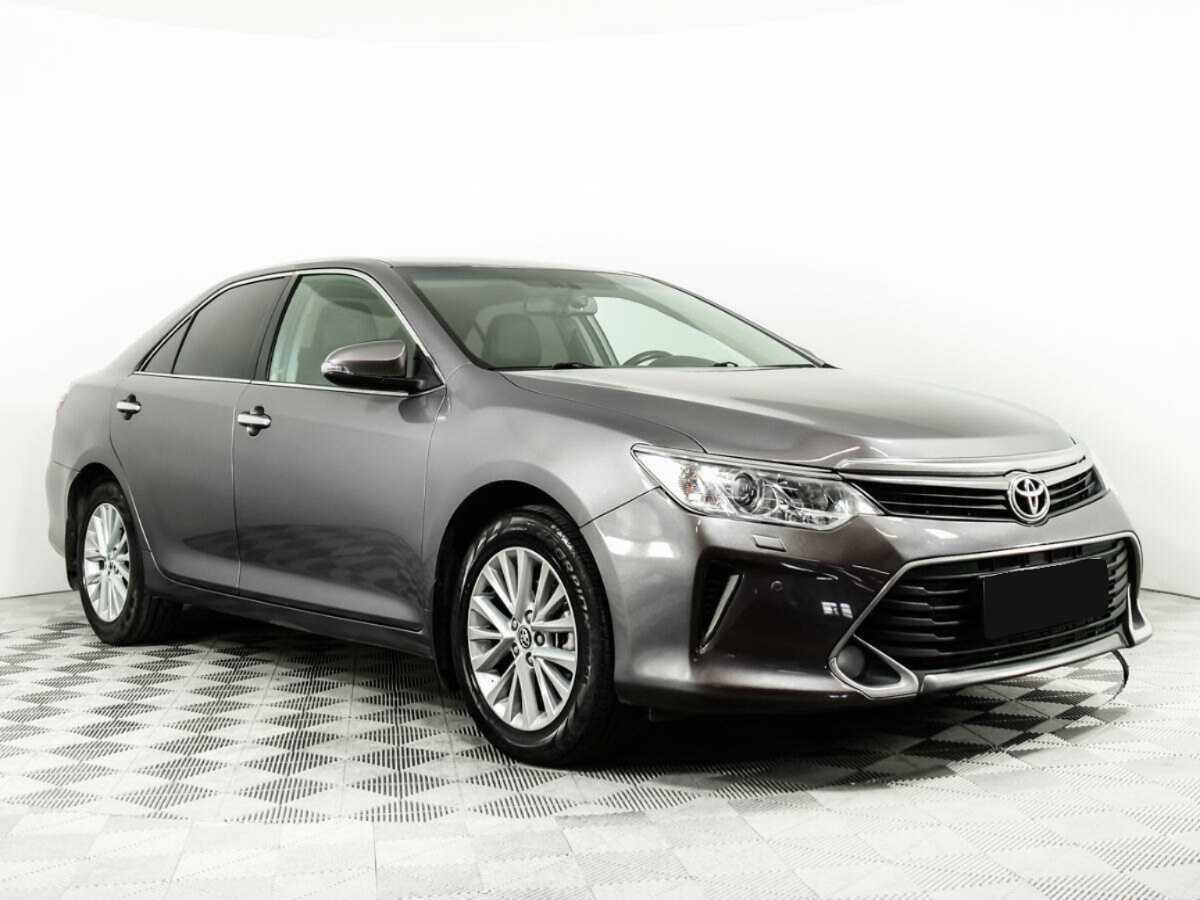 Toyota Camry 2016 года с пробегом. Фото: #2