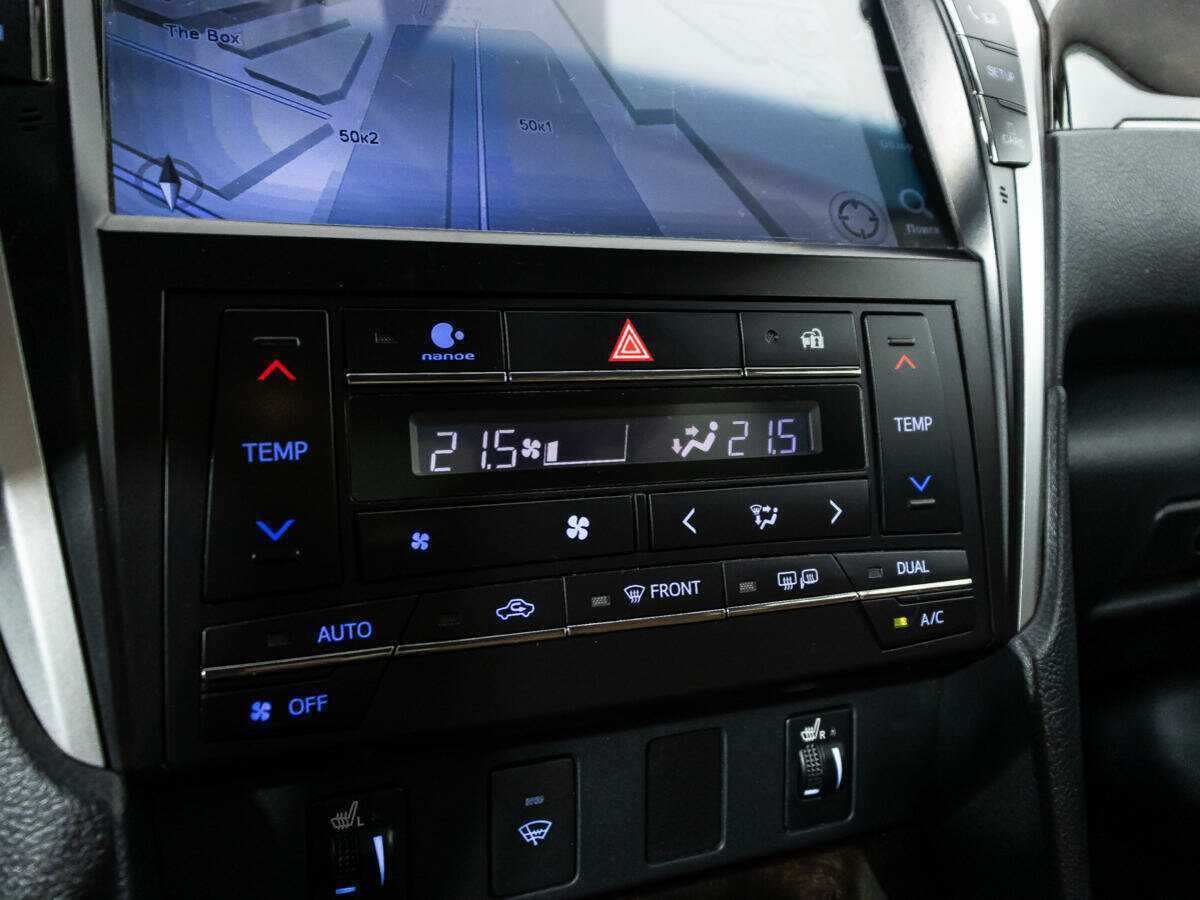 Toyota Camry 2016 года с пробегом. Фото: #16