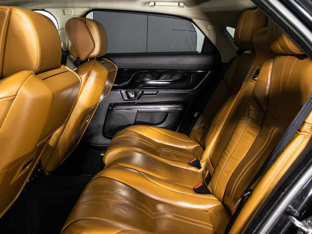 Jaguar XJ 2016 года с пробегом. Фото: #9