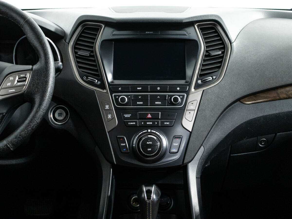 Hyundai Santa Fe 2017 года с пробегом. Фото: #13