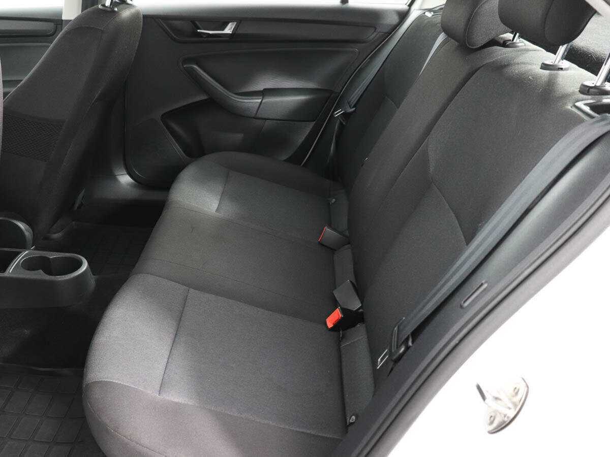 Skoda Rapid 2019 года с пробегом. Фото: #10