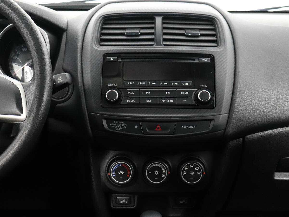 Б/У Митсубиши АС-Икс 2014 года. Фото: #13