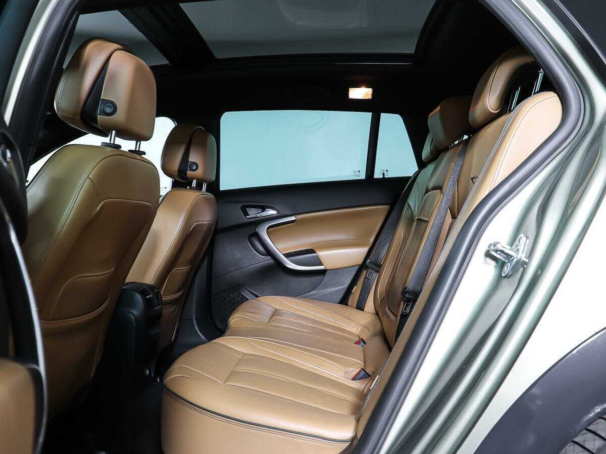 Б/У Опель Инсигния 2014 года. Фото: #8