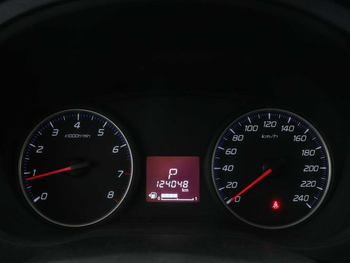 Б/У Митсубиши Оутлэндер 2014 года. Фото: #10