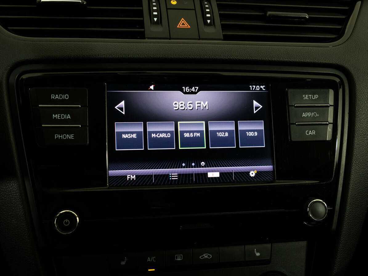 Б/У Шкода Октавия 2019 года. Фото: #13