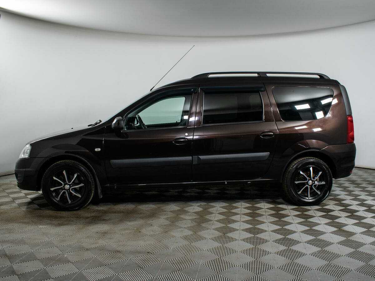 Б/У Лада (ВАЗ) Ларгус 2015 года. Фото: #6