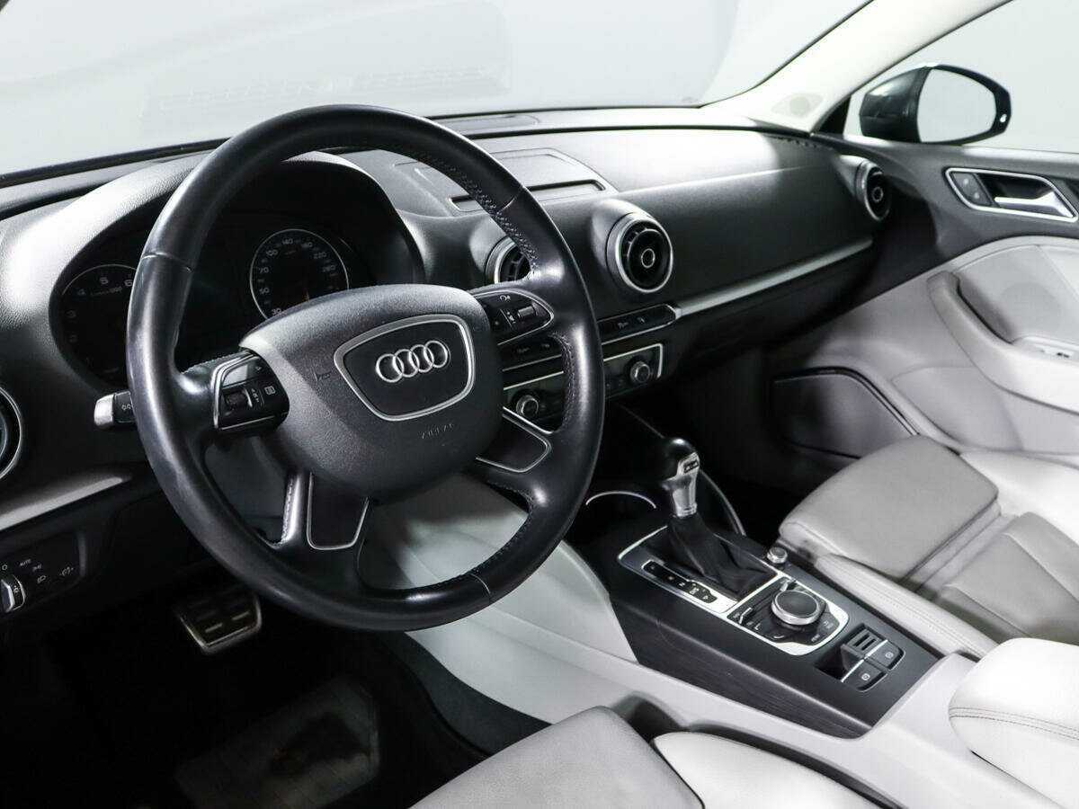 Audi A3 2015 года с пробегом. Фото: #11