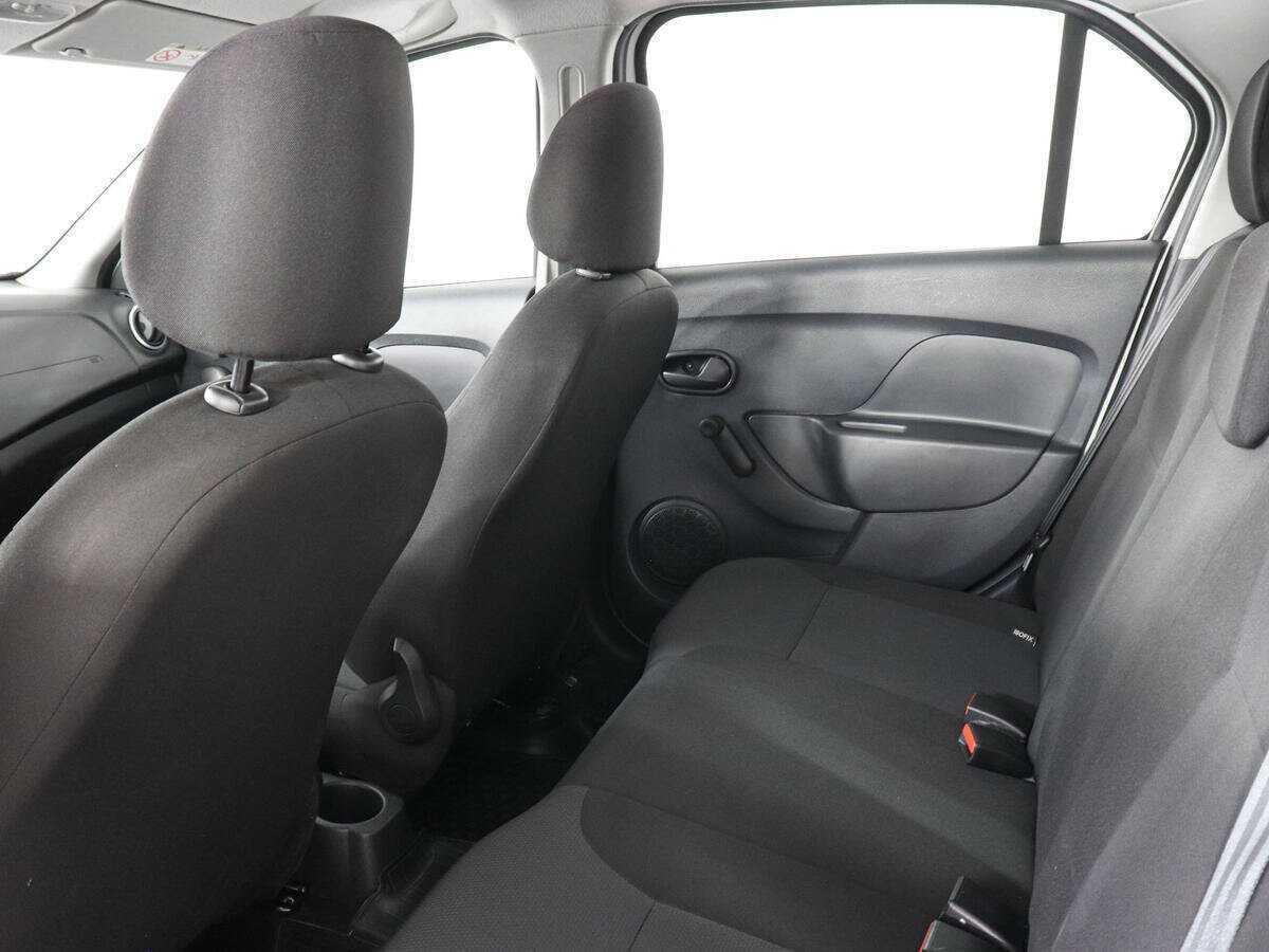 Б/У Рено Логан 2020 года. Фото: #10