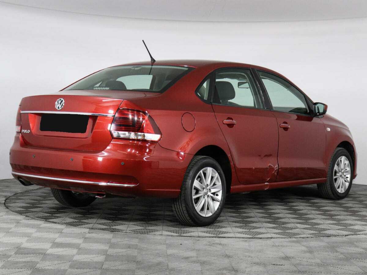 Б/У Фольксваген Поло 2015 года. Фото: #2