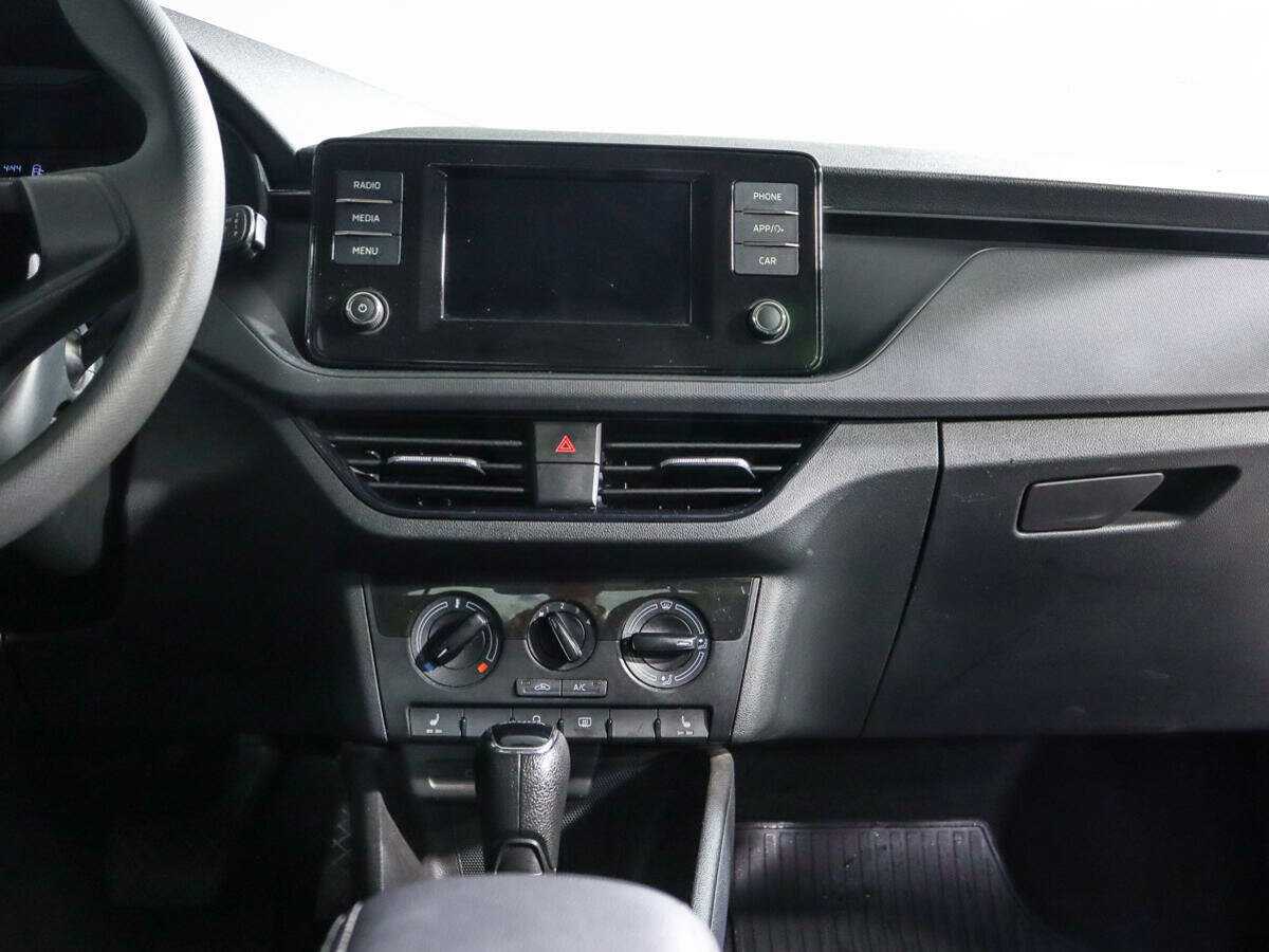 Б/У Шкода Рапид 2021 года. Фото: #12