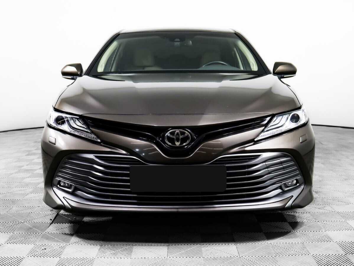 Toyota Camry 2020 года с пробегом. Фото: #1