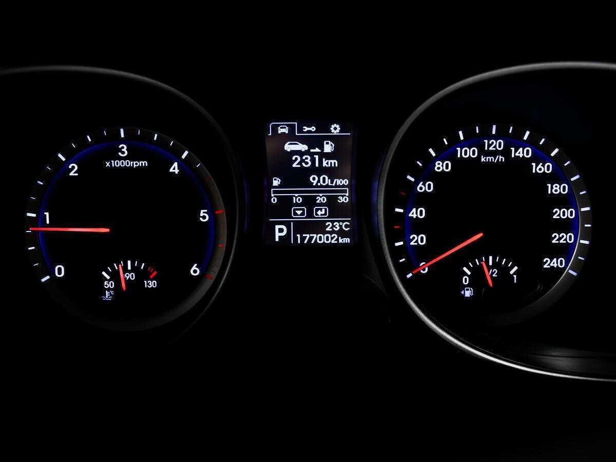 Б/У Хендай Санта Фе 2013 года. Фото: #9