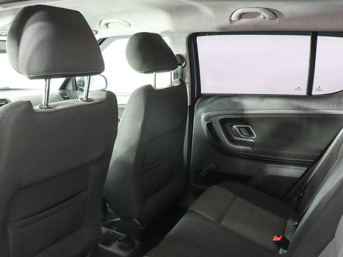 Б/У Шкода Фабия 2012 года. Фото: #11