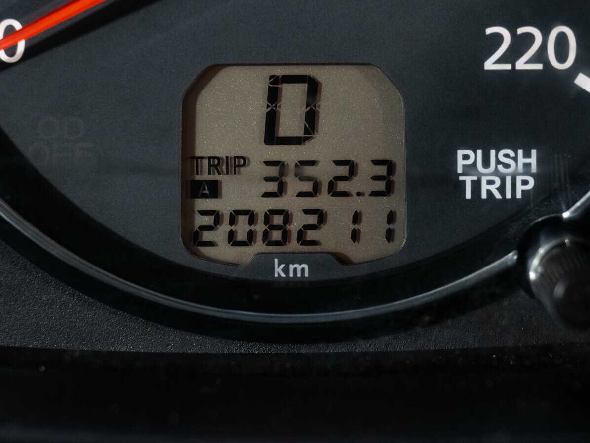 Б/У Митсубиши Паджеро Спорт 2014 года. Фото: #14