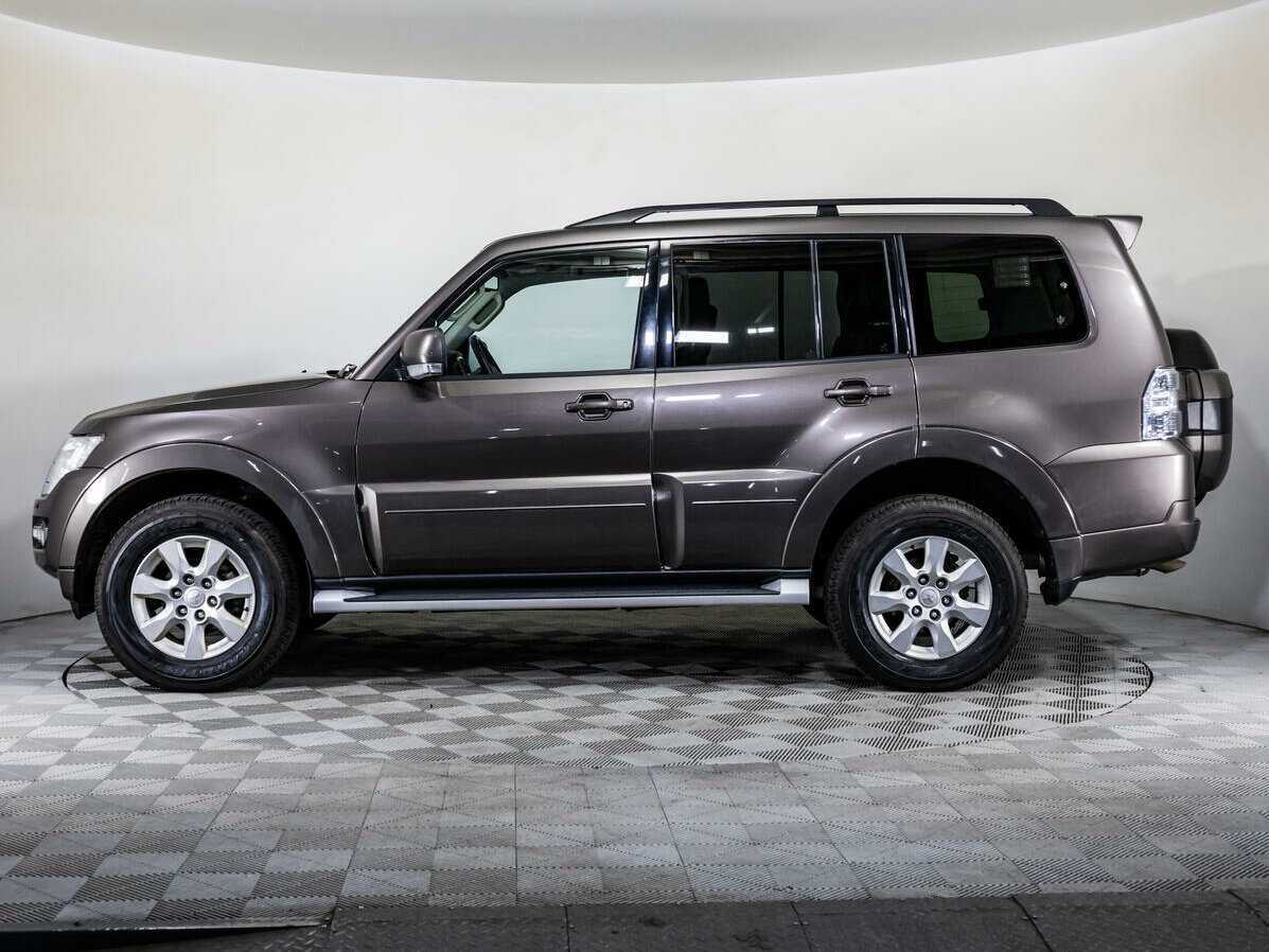 Mitsubishi Pajero 2015 года с пробегом. Фото: #6