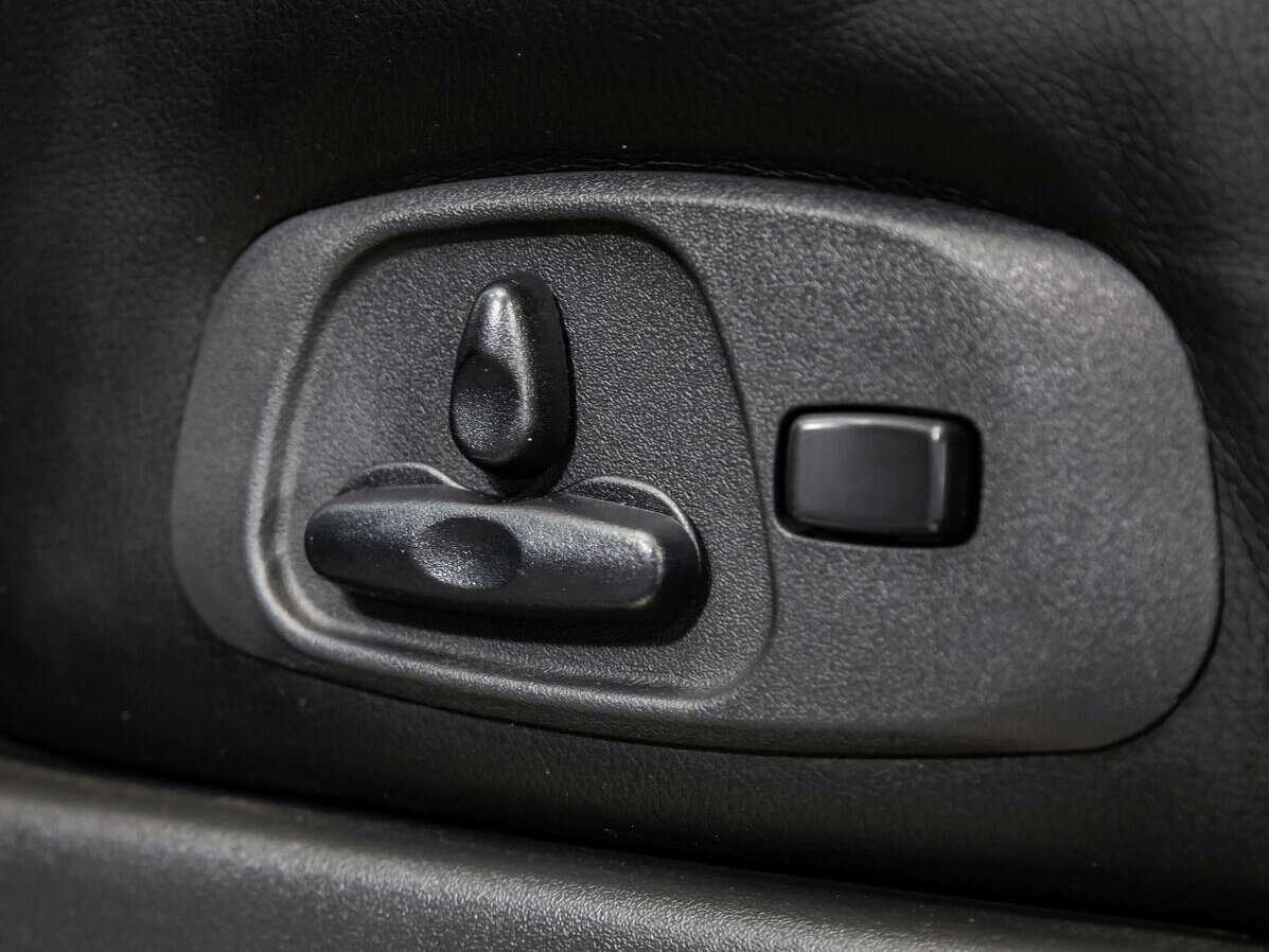 Mitsubishi Pajero 2015 года с пробегом. Фото: #17