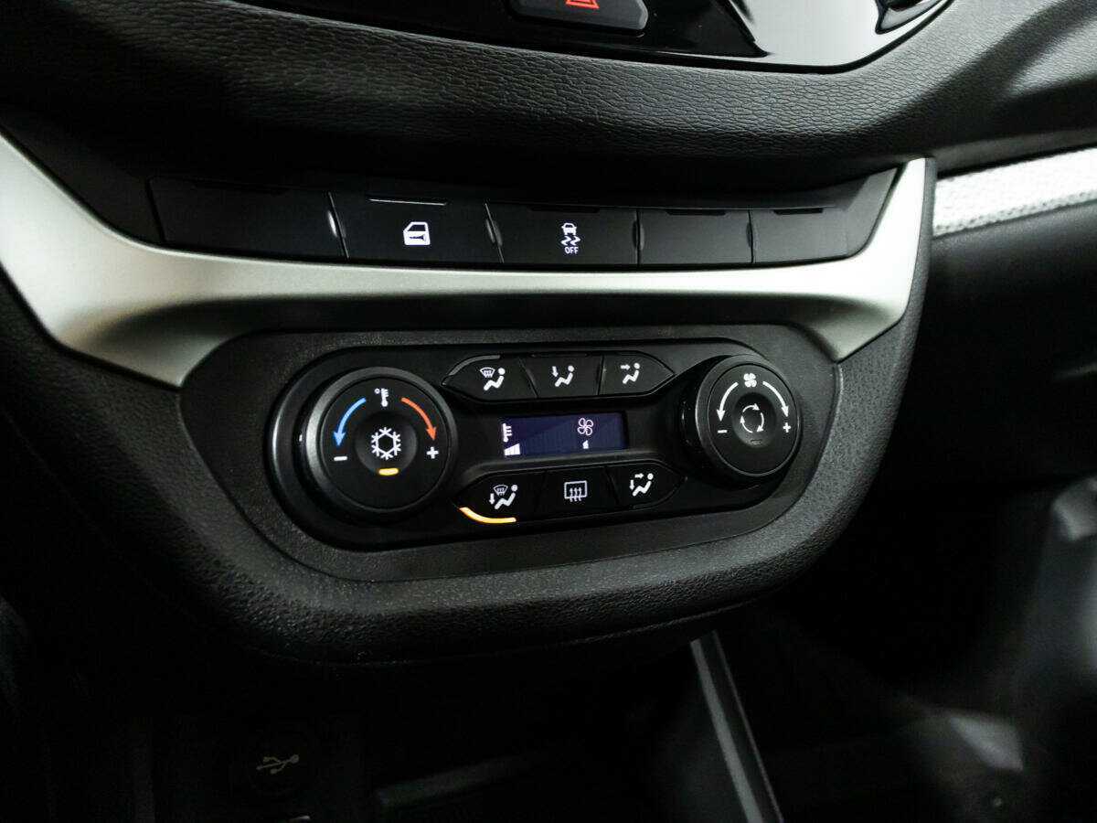 Б/У Лада (ВАЗ) Веста 2022 года. Фото: #12