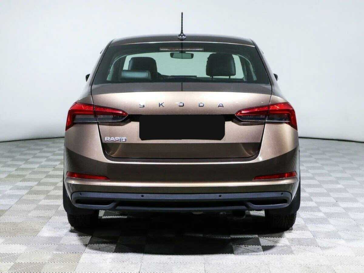 Б/У Шкода Рапид 2021 года. Фото: #4