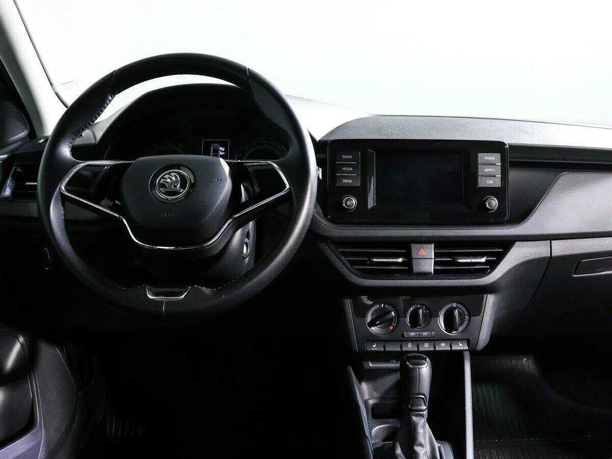 Б/У Шкода Рапид 2021 года. Фото: #9