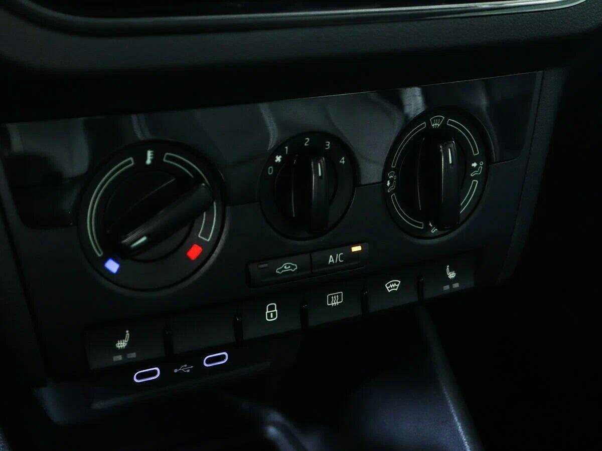 Б/У Шкода Рапид 2021 года. Фото: #13