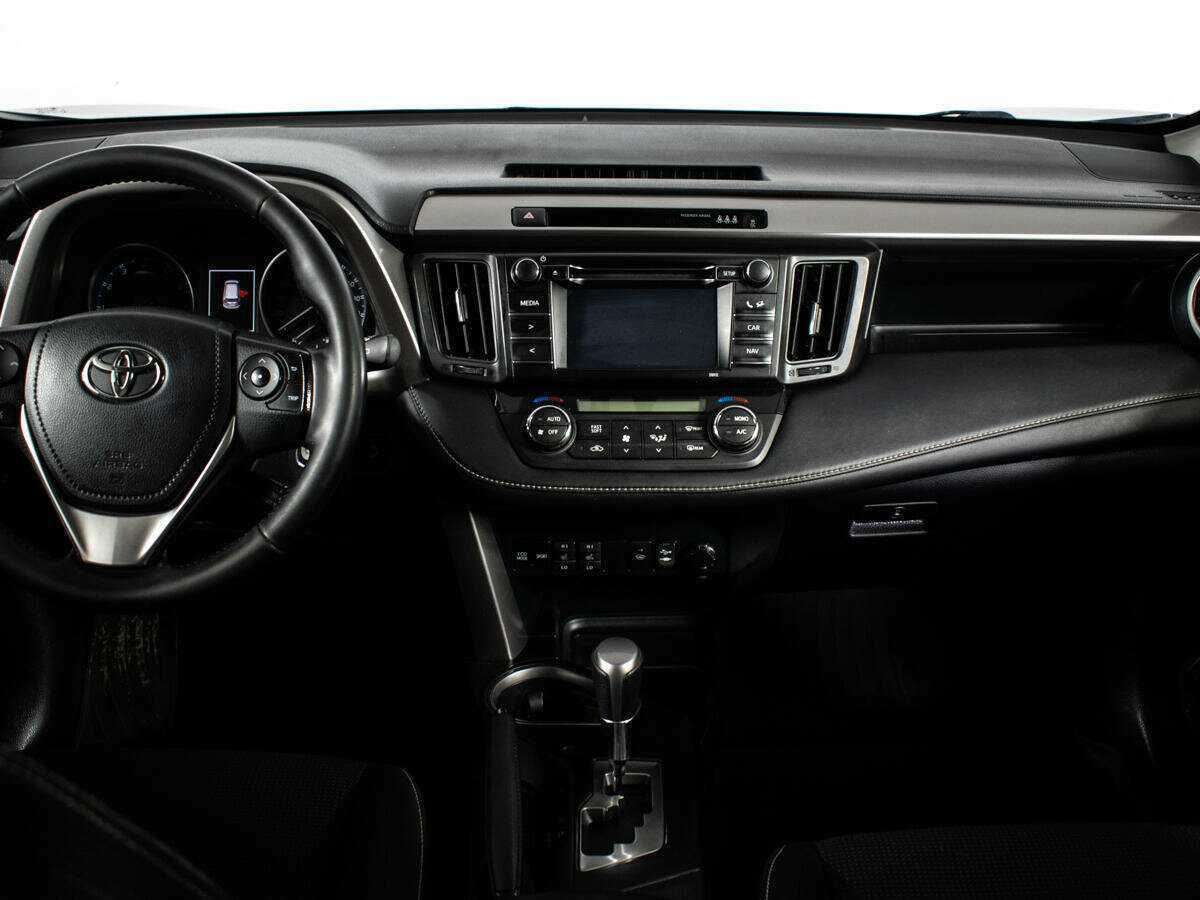 Toyota RAV4 2016 года с пробегом. Фото: #9