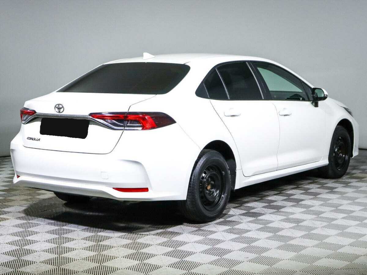 Toyota Corolla 2019 года с пробегом. Фото: #3