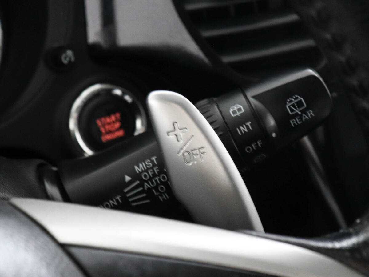 Б/У Митсубиши Оутлэндер 2014 года. Фото: #13