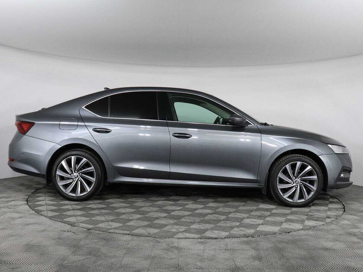 Skoda Octavia 2020 года с пробегом. Фото: #3