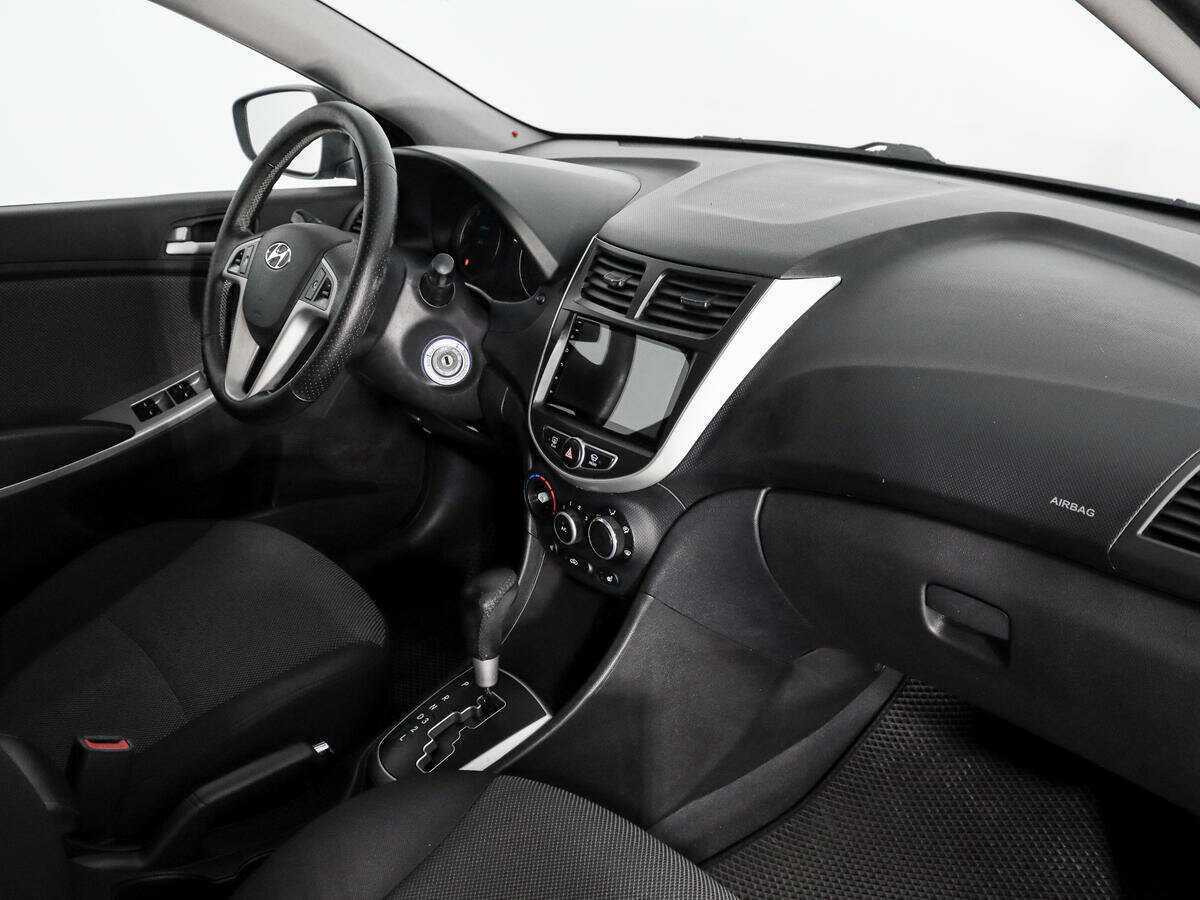 Б/У Хендай Солярис 2013 года. Фото: #10