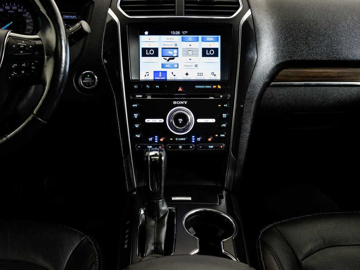 Ford Explorer 2017 года с пробегом. Фото: #9