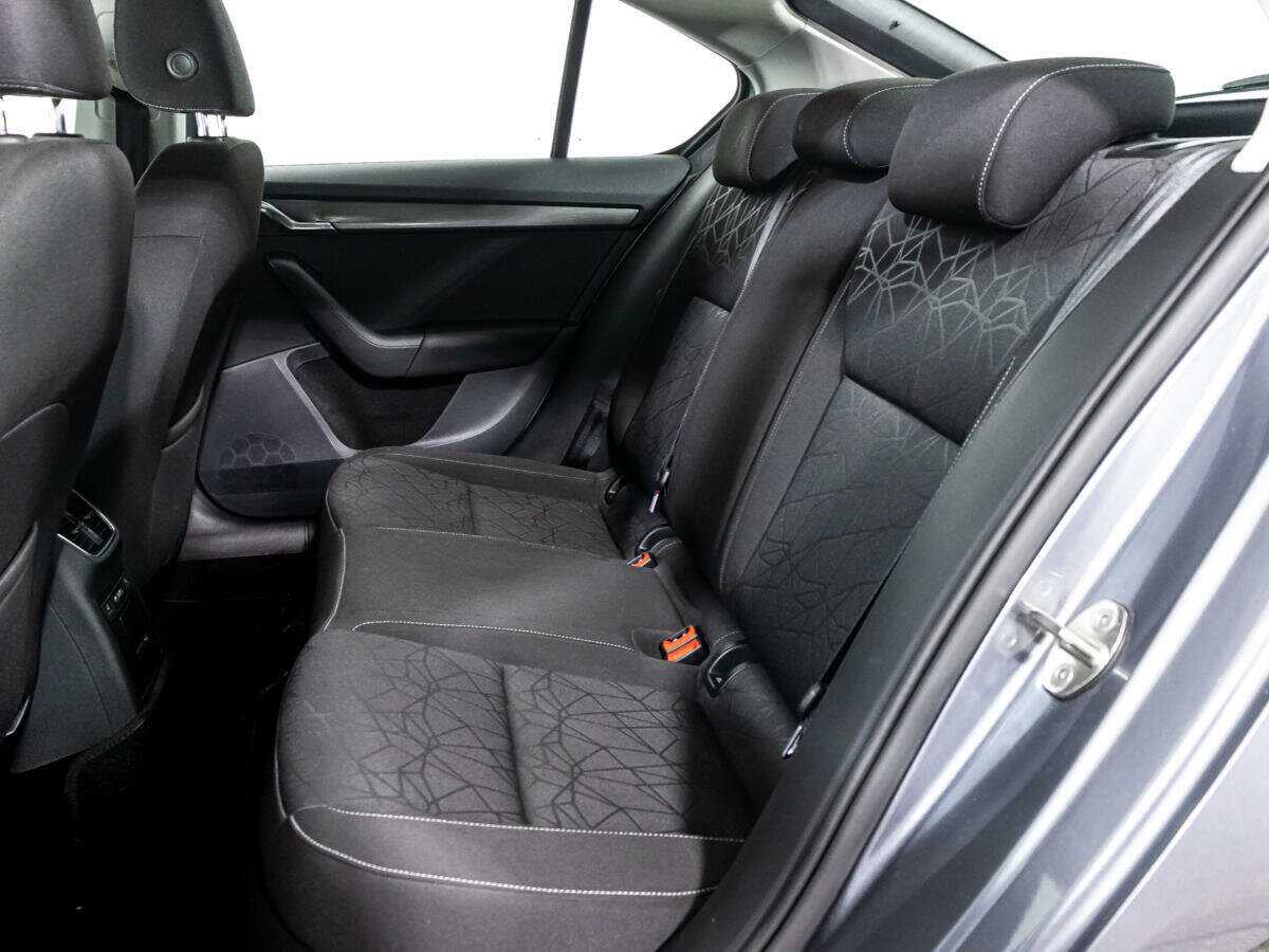 Skoda Octavia 2019 года с пробегом. Фото: #10
