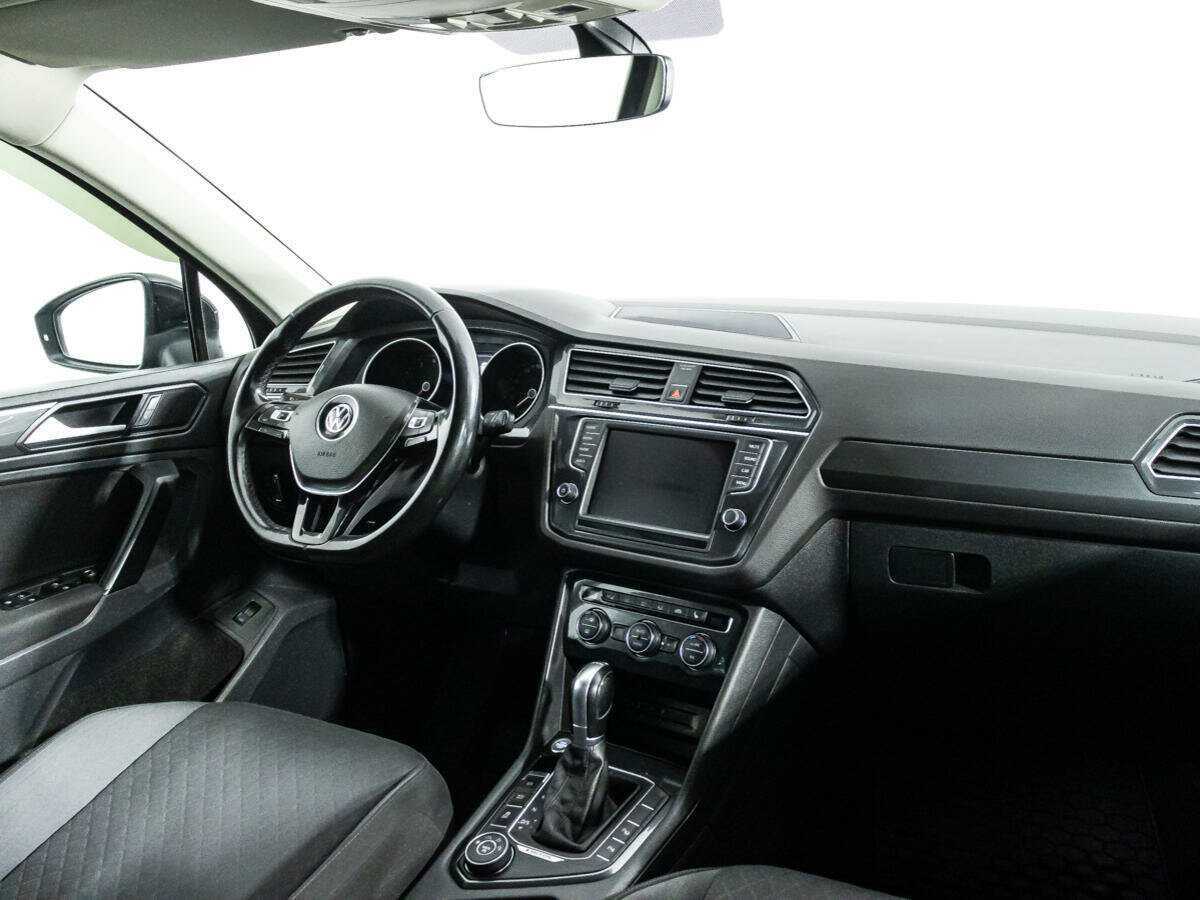 Volkswagen Tiguan 2017 года с пробегом. Фото: #8