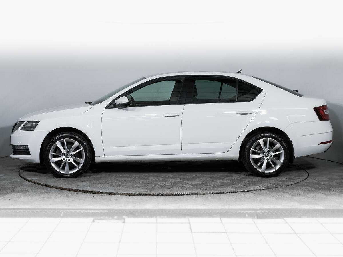 Skoda Octavia 2019 года с пробегом. Фото: #7