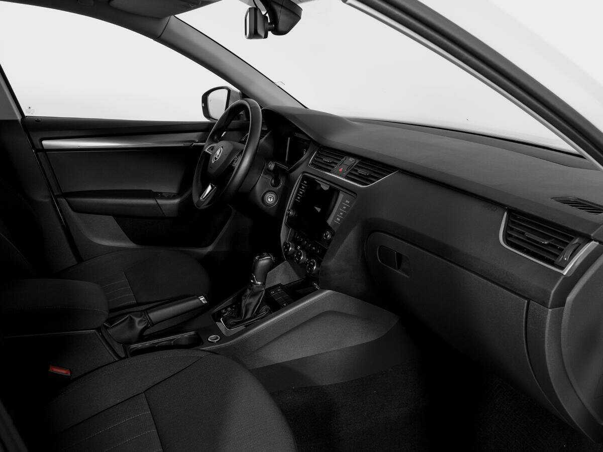 Skoda Octavia 2019 года с пробегом. Фото: #8
