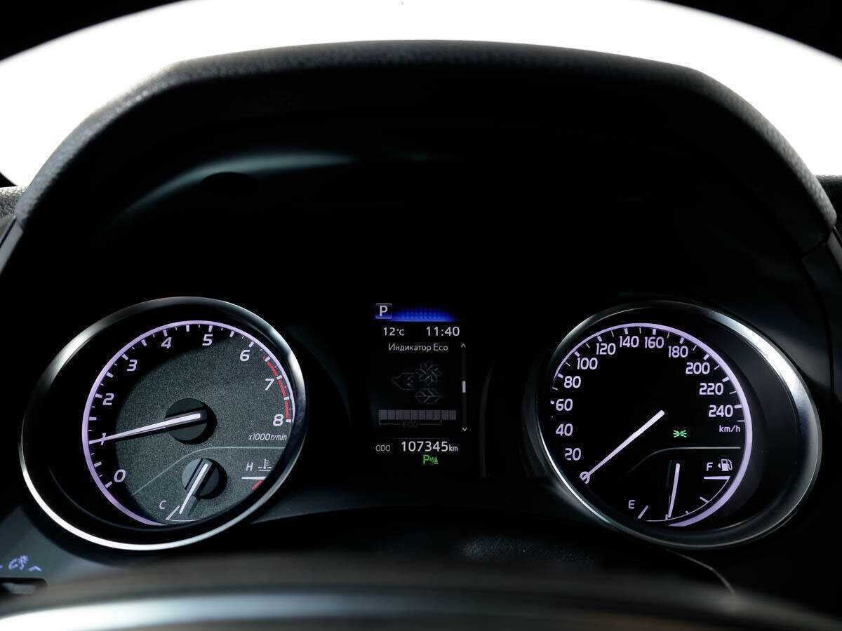 Toyota Camry 2020 года с пробегом. Фото: #20