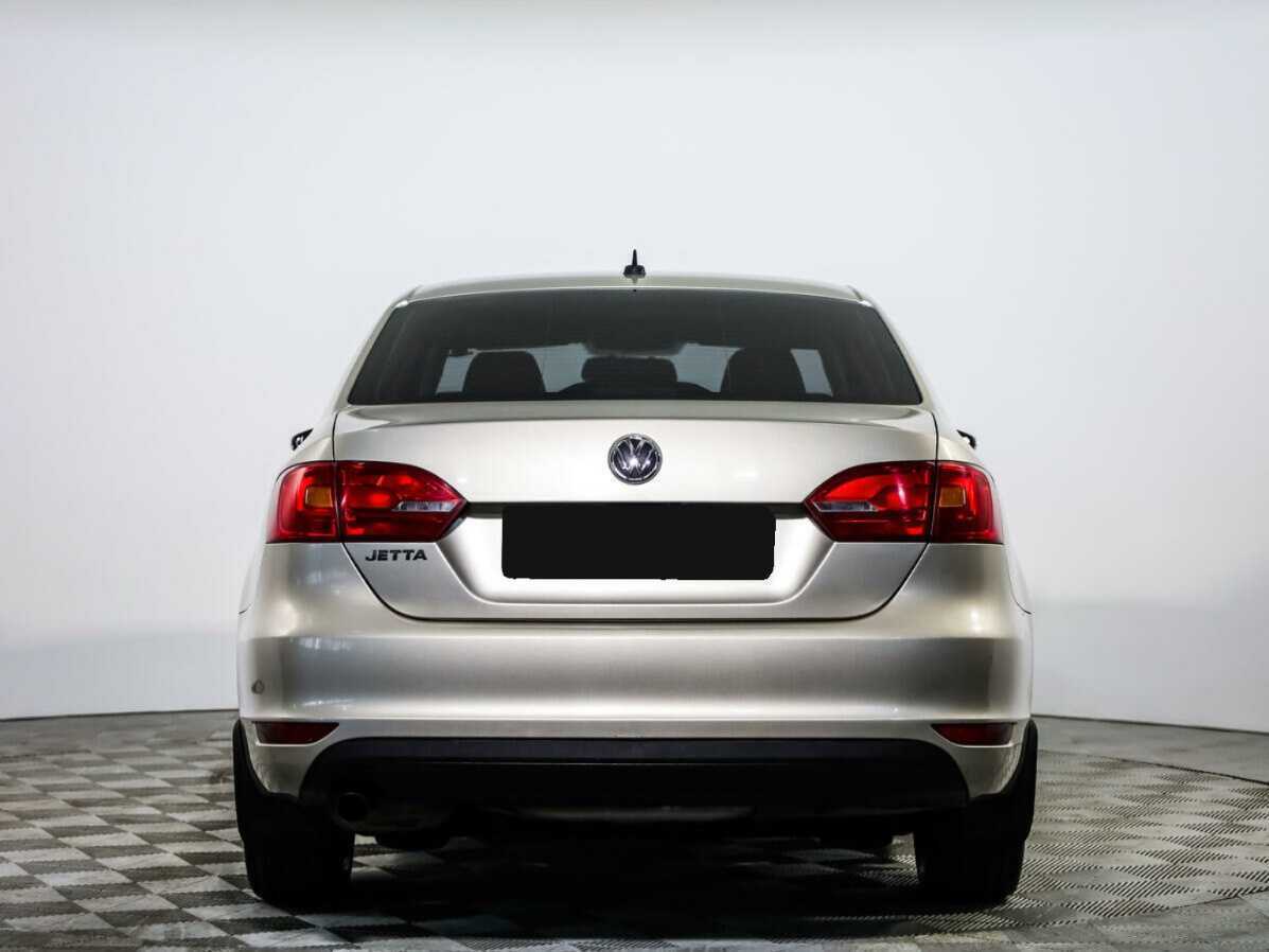 Б/У Фольксваген Джетта 2012 года. Фото: #4