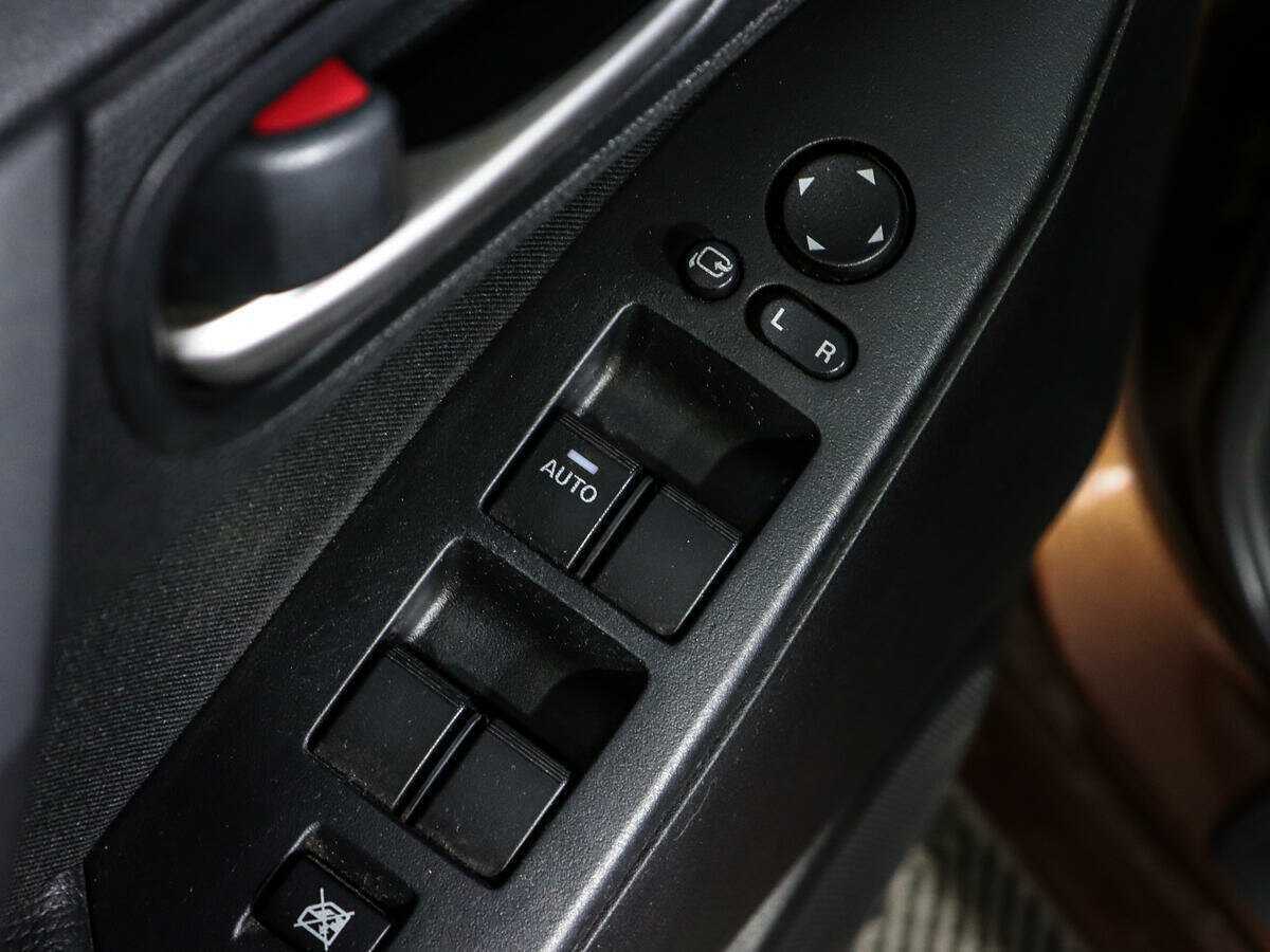 Б/У Мазда 3 2012 года. Фото: #12