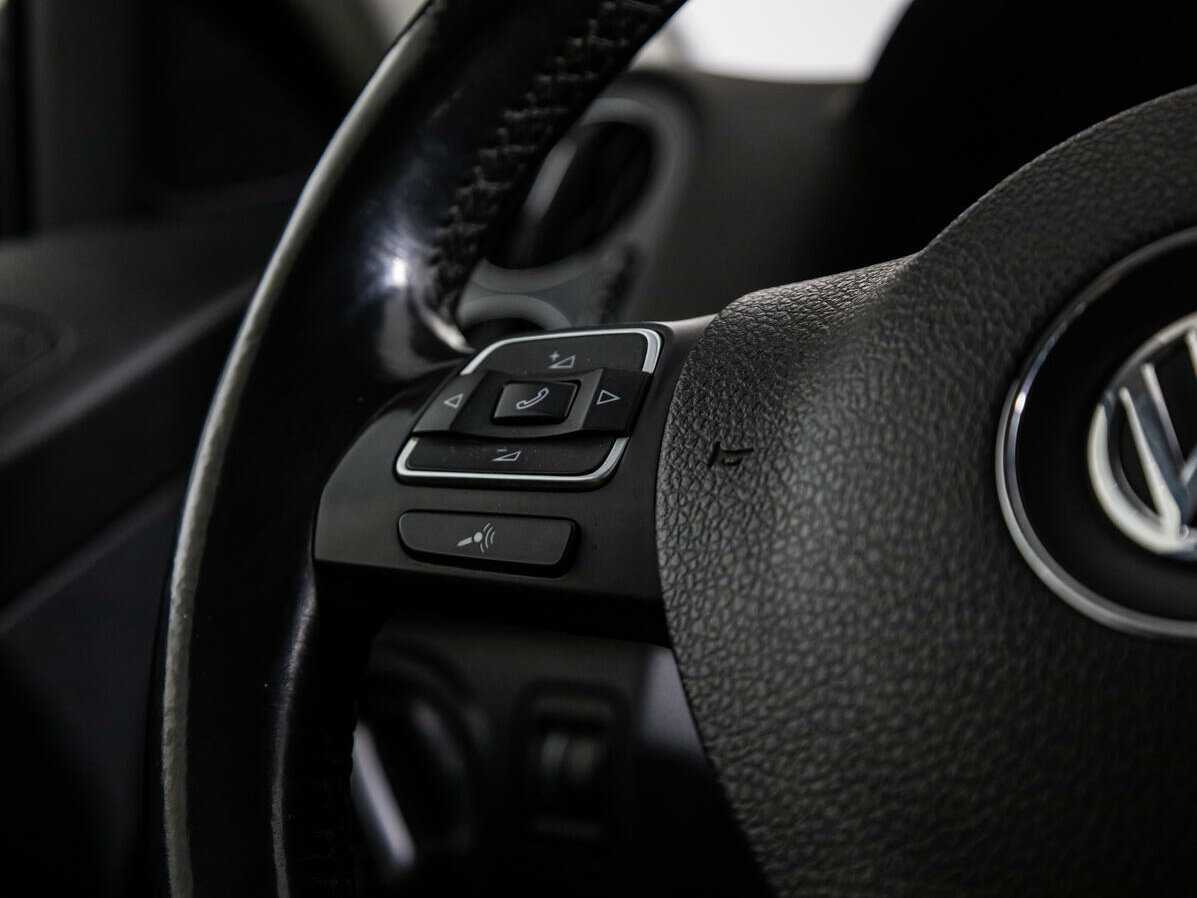 Б/У Фольксваген Тигуан 2012 года. Фото: #16