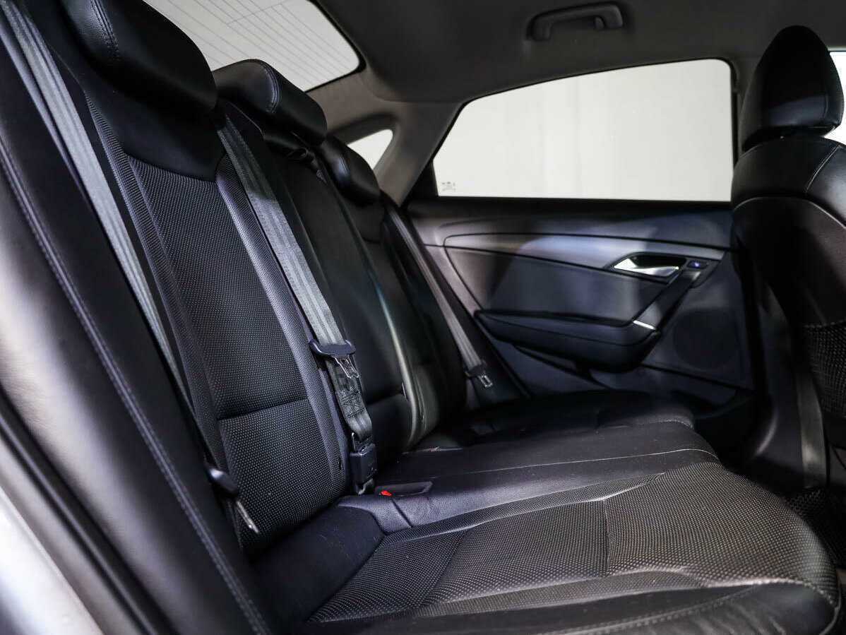 Б/У Хендай ай40 2015 года. Фото: #11