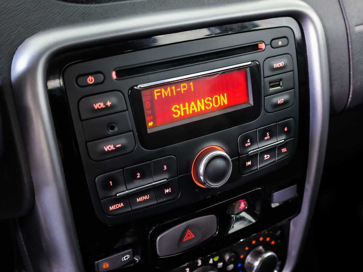 Renault Duster 2013 года с пробегом. Фото: #11